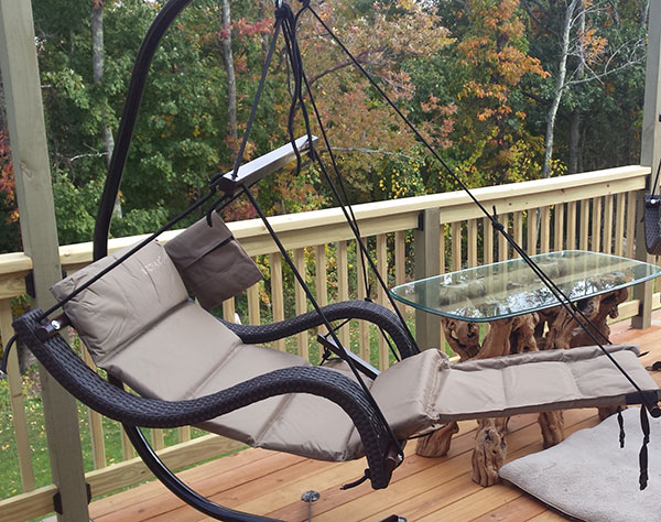 Deluxe Wicker Lounger Airchair